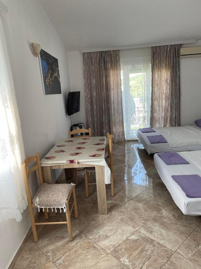 Apartments Neda Sutomore Luaran gambar